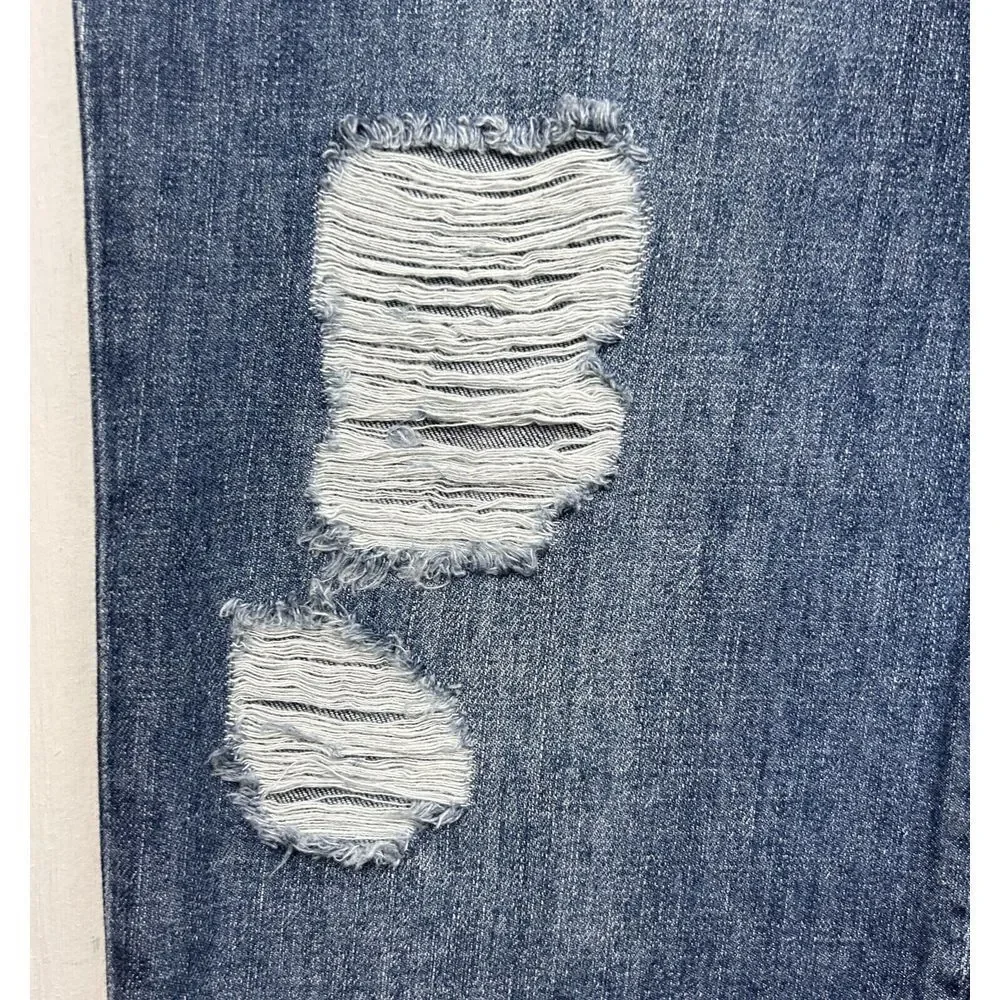 Sneak Peak Womens Medium Blue Relaxed‎ Straight Leg Cuffed Distressed Jeans NWT